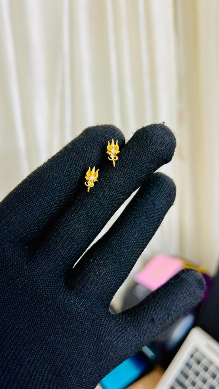 TRISHUL STUDS (PAIR)